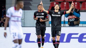 Lucas Alario y Juan Foyth marcaron goles en la Europa League.