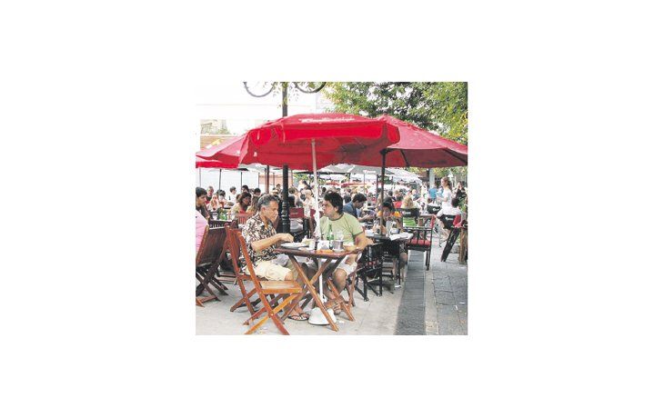ámbito.com | Aire libre, comidas «frescas» y tragos helados, la propuesta para el verano.