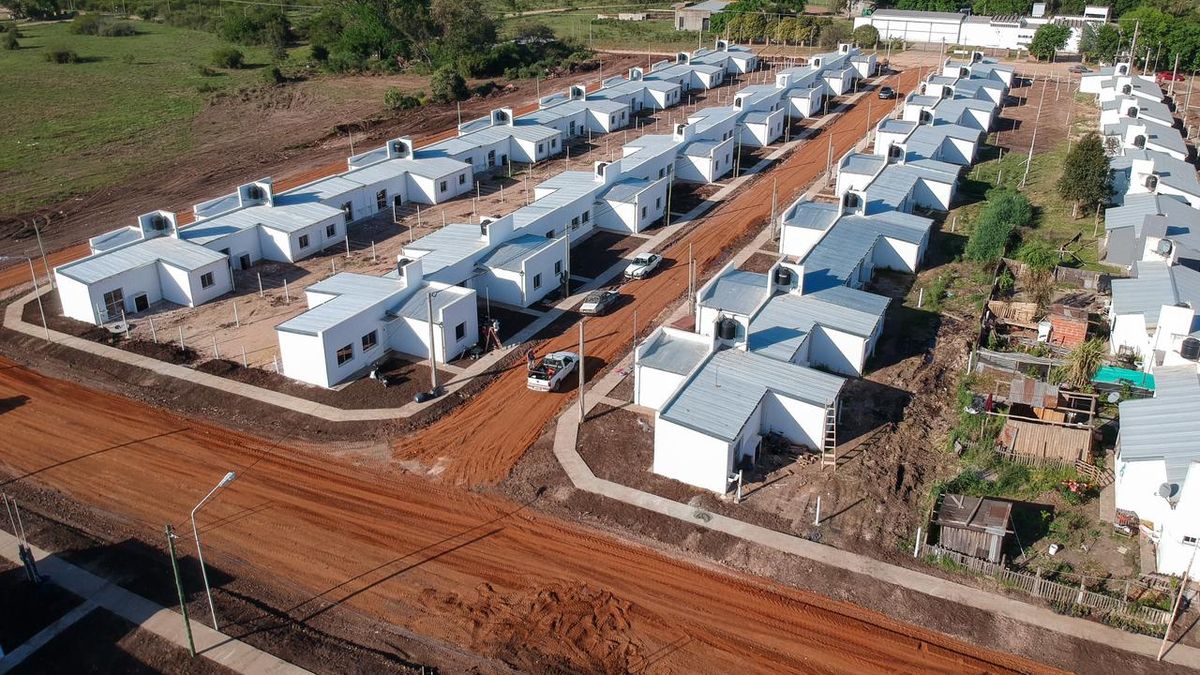 Programa Reconstruir: se entregaron 64 viviendas en San José, Entre Ríos