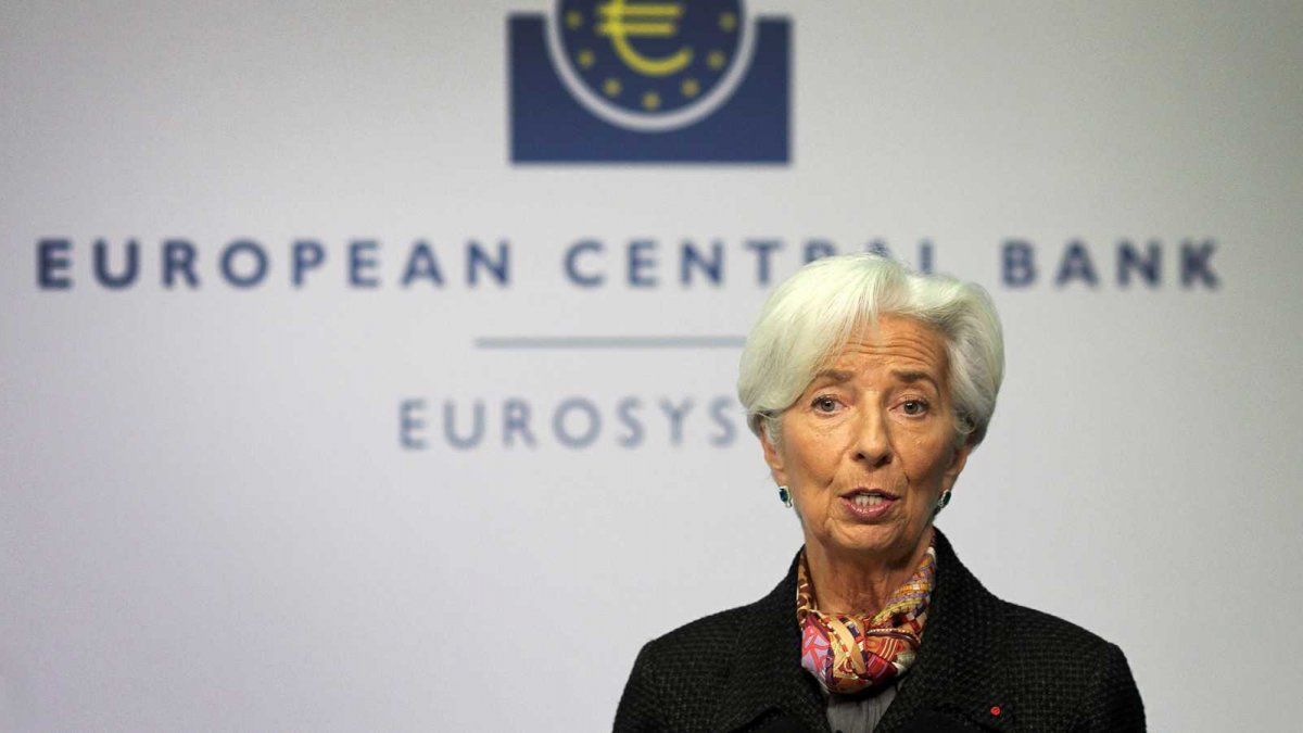 Lagarde acknowledged that central banks underestimated inflation and its “persistence”