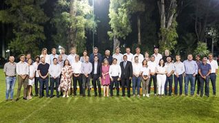 el peronismo bonaerense se reunio en merlo y mostro foto de unidad