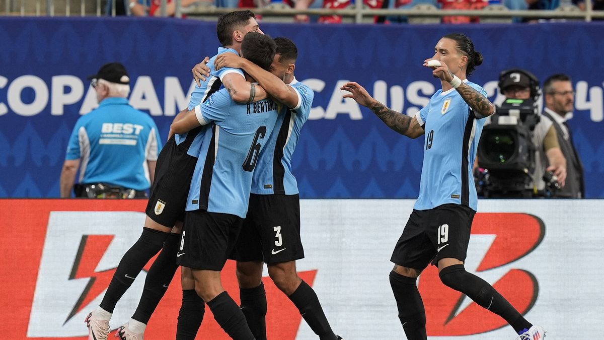 Uruguay beat Canada in a dramatic penalty shootout and climbed onto the Copa America podium