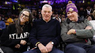 Dejó la actuación temprano, pero con visión y estrategia construyó un imperio de millones. Dejó la actuación temprano, pero con visión y estrategia construyó un imperio de millones.