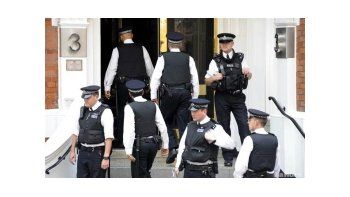 Desde hace varios días Scotland Yard se encuentra vigilando la embajada de Ecuador en Londres.