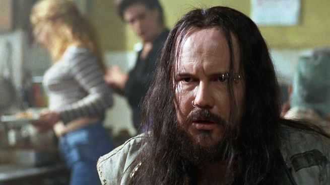 El día de la bestia, de Alex de la Iglesia, cumple 30 años y se verá en Buenos Aires Rojo Sangre&nbsp;