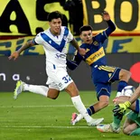 Boca jugó mejor que Vélez, pero no pudo quebrar la defensa rival.