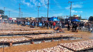Más de 8.600 kilos de pollo fueron asados en Entre Ríos