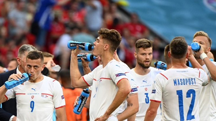 La FIFA confirmó que habrá pausas de hidratación. La FIFA confirmó que habrá pausas de hidratación.