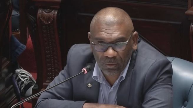 El Parlamento recibe al primer ministro de una intensa temporada parlamentaria.