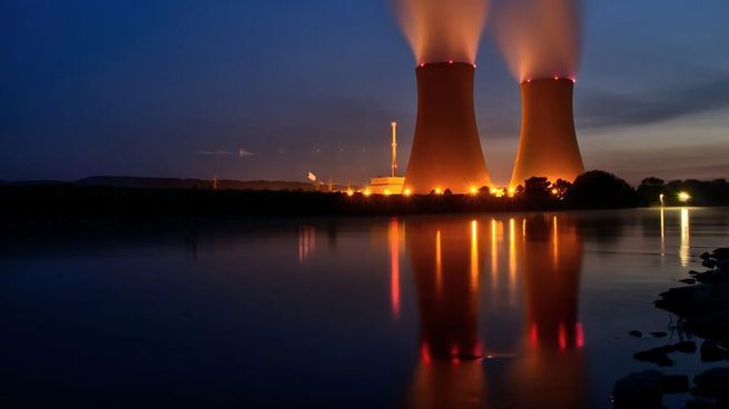 El mensaje del informe de la AIE es claro: la energía nuclear, pese a su papel crucial en la descarbonización y la seguridad energética, sigue subinvertida.