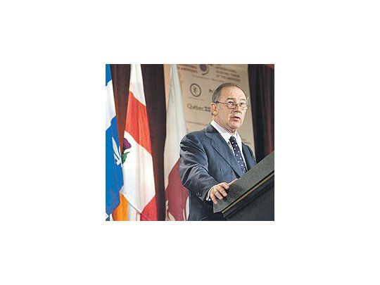 Con advertencias para la región, Rodrigo de Rato inauguróayer en Montreal las sesiones del Foro Económico Internacionalde las Américas.