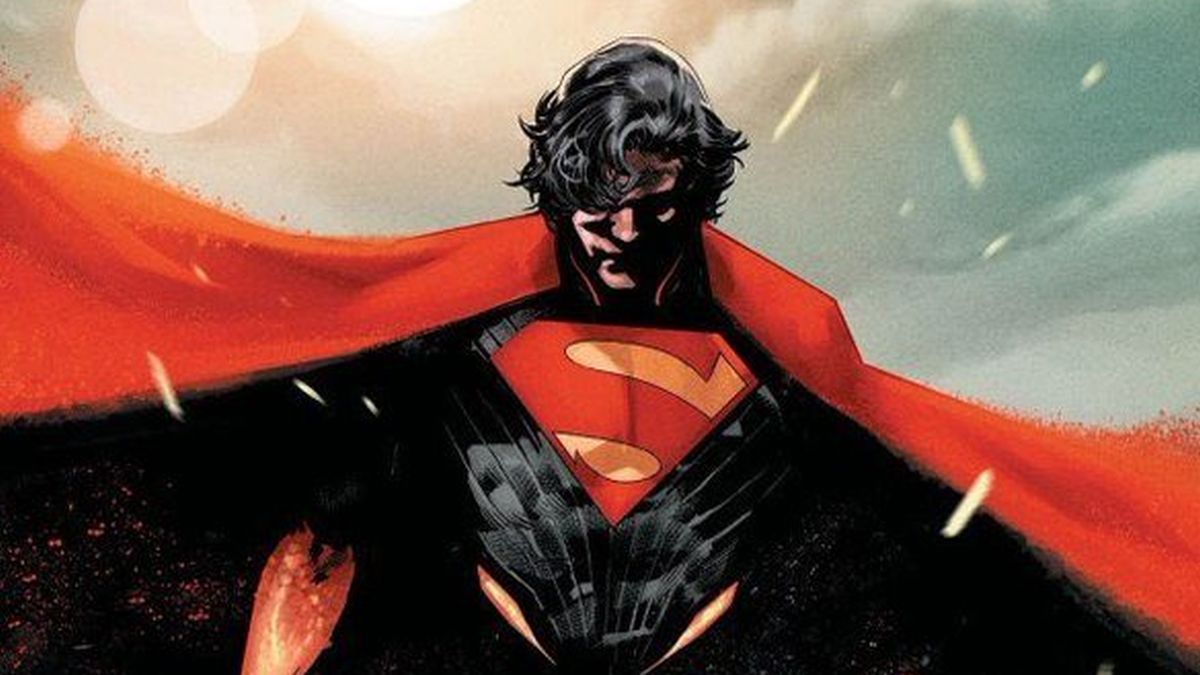 Javier Milei compared himself to a new Superman and a DC scriptwriter mocked him