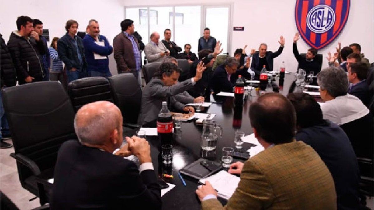 After Tinelli’s resignation: How is San Lorenzo’s policy?