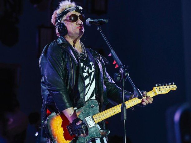 Uno de sus defensores del cantante confirmó que se trata de médicos y peritos que Uno de sus defensores del cantante confirmó que se trata de médicos y peritos que