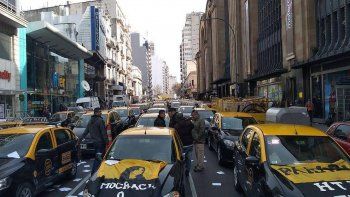 taxistas portenos se movilizaran contra las apps de viajes en la ciudad
