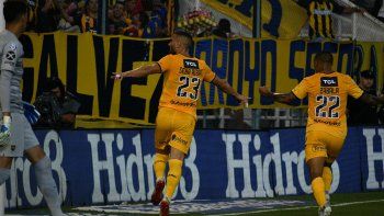 Rosario Central le ganó a Boca, que puede terminar el año sin punta.
