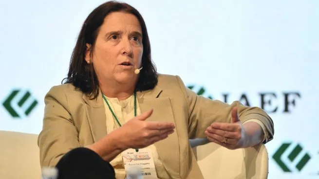 Marina Dal Poggetto sostuvo que el cambio de régimen económico ya impacta en el mercado laboral y en los balances del sector privado.
