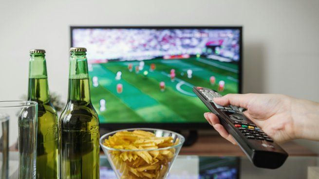 Son delitos que se replican en todos los países con diferentes modus operandi, pero que siempre utilizan la posibilidad de ver “fútbol gratis” para atraer a los fanáticos más desprevenidos que desconocen la dimensión de las consecuencias.