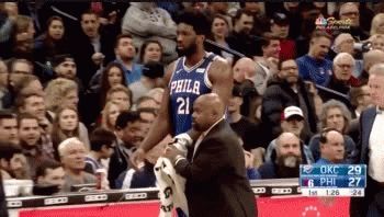 As&iacute; qued&oacute; el anular izquierdo de Joel Embiid.