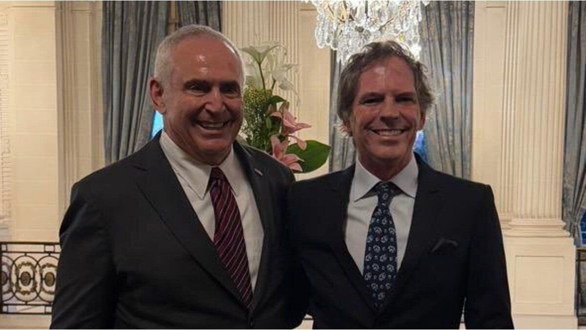 Alejandro Oxenford participated in a dinner with Marc Stanley at the US embassy