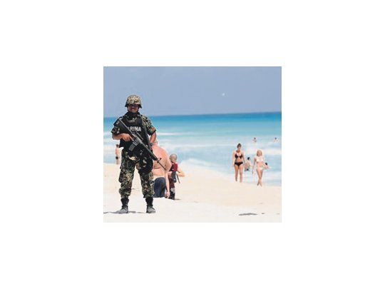 A pesar de las recomendaciones de no visitar determinados países, algunos turistas prefieren tomar recaudos y viajar igual.