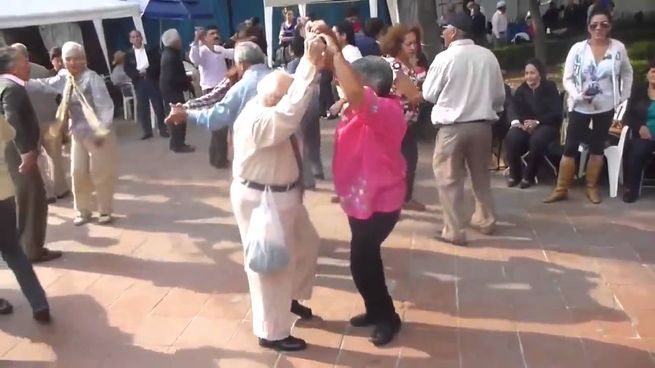La actividad que trae grandes beneficios a los adultos mayores.