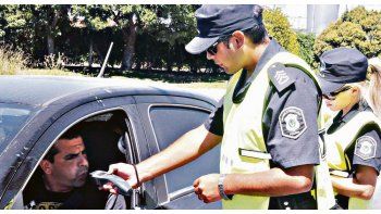 CONTROLES. En el barrio porteño de Palermo es donde más se registran casos de alcoholemia positiva. Le sigue Belgrano. Con las penas buscan concientizar sobre el uso de alcohol a la hora de manejar.