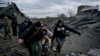 Guerra en Ucrania: Rusia aumenta la tensión con más tropas, mientras siguen los enfrentamientos