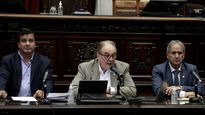presupuesto 2022: proyecto logro dictamen y el oficialismo negocia los votos