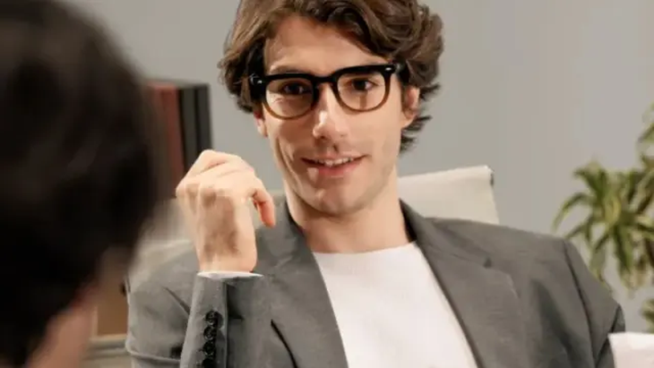 Halliday Glasses. They promise to change the visual perspective of millions of users Halliday Glasses. They promise to change the visual perspective of millions of users