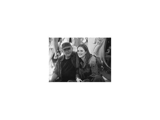 Anthony Hopkins y Juliane Moore.