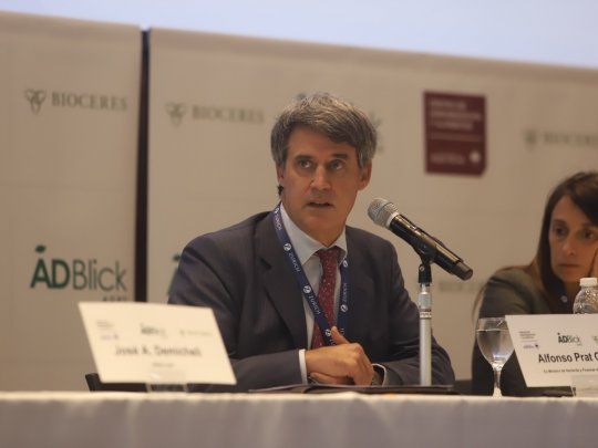 Prat Gay en el evento Argentina Visión 2020/40.&nbsp;