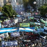 Tras la final del Mundial, la conducción cegetista iniciará una serie de protestas con organizaciones sindicales y sociales. El cronograma incluye movilizaciones durante las próximas semanas y mantiene abierta la posibilidad de convocar a un nuevo paro general. Tras la final del Mundial, la conducción cegetista iniciará una serie de protestas con organizaciones sindicales y sociales. El cronograma incluye movilizaciones durante las próximas semanas y mantiene abierta la posibilidad de convocar a un nuevo paro general.