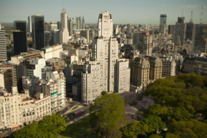 Robert De Niro in Argentina: residents of the Kavanagh rejected that the series be filmed there with Brandoni and Francella