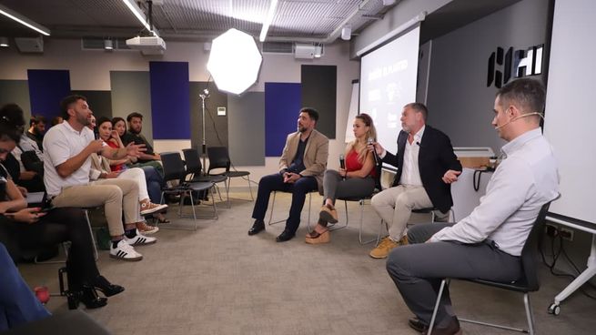 Referentes del sector debatieron sobre el impacto y el potencial de la industria del cannabis.