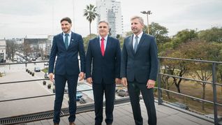 Maximiliano Pullaro, Martín Llaryora y Rogelio Frigerio se reunirán en Paraná. Maximiliano Pullaro, Martín Llaryora y Rogelio Frigerio se reunirán en Paraná.