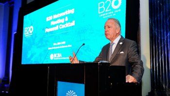 la uia cruzo al gobierno por el congelamiento: el camino no es amenazar empresas