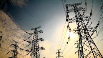 el consumo de energia electrica crecio 3,4% en abril, segun informe privado