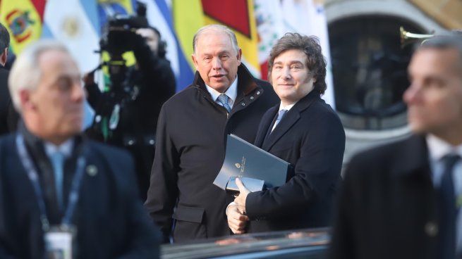 El canciller Gerardo Werthein junto al presidente, Javier Milei. 