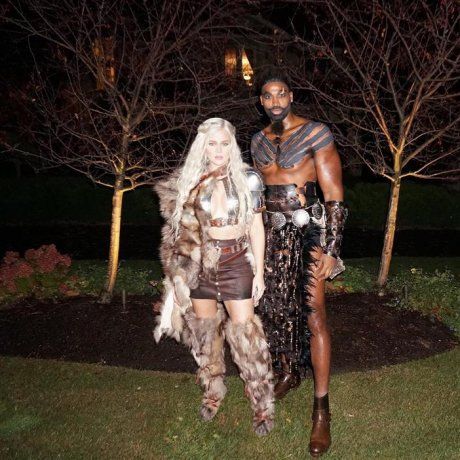 Khloe Kardashian y Tristan Thompson como Daenerys Targaryen y Khal Drogo. Khloe Kardashian y Tristan Thompson como Daenerys Targaryen y Khal Drogo.