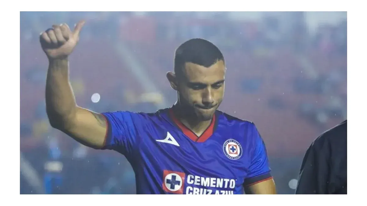 The alarms went off in Cruz Azul: Giorgos Giakoumakis was injured in his debut