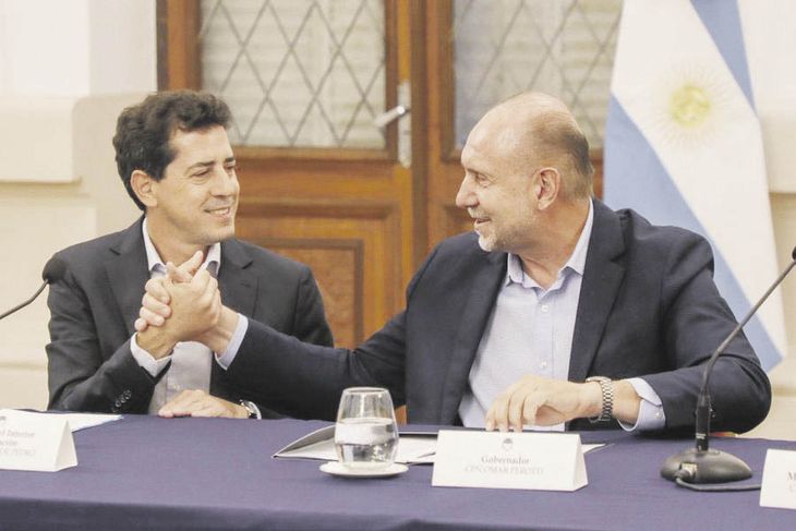 obras. Perotti y Wado de Pedro firmaron un acuerdo para desarrollos contra inundaciones.