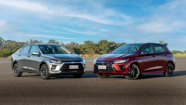The new Chevrolet Onix and Onix Plus arrive with an exterior redesign and improvements in connectivity, security and comfort.
