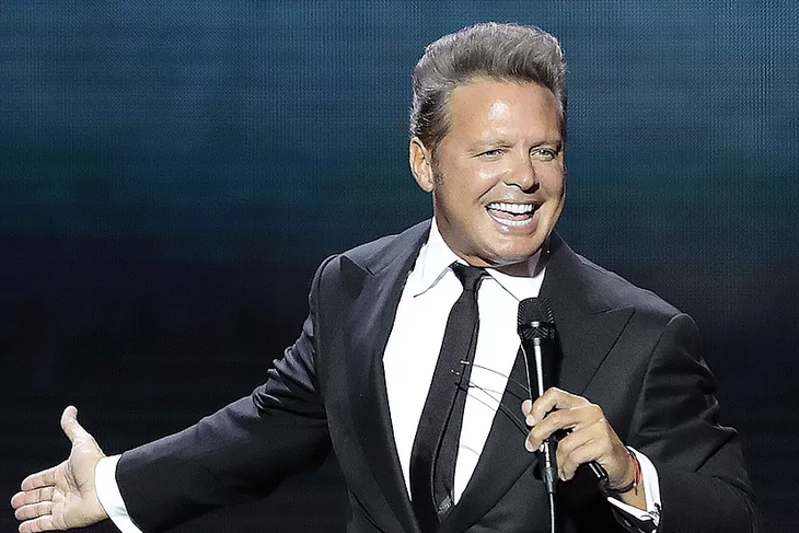 En 1991 el cantante Luis Miguel, lanza al mercado su octavo álbum de estudio: En 1991 el cantante Luis Miguel, lanza al mercado su octavo álbum de estudio: