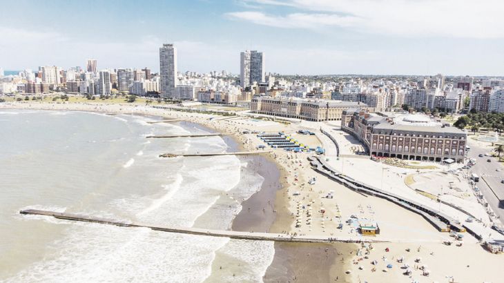 Elegida. La ciudad balnearia es la más buscada para el verano.