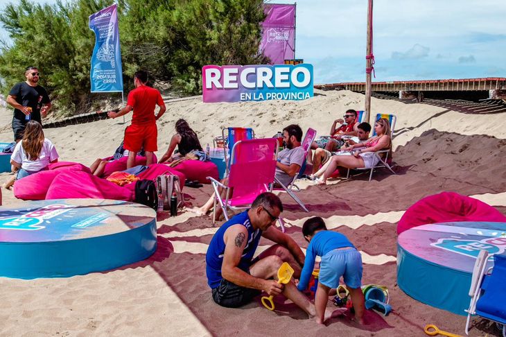 The province installed free hostels in different beach towns.
