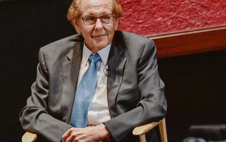 phil berk. Exdirector de la Asociación, reenvió un mail racista.