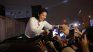 La candidata presidencial peruana Keiko Fujimori saluda a unos simpatizantes tras un mitin electoral el 2 de abril de 2026.