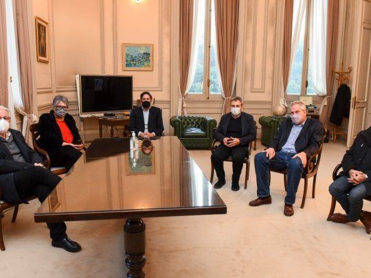 Rectores expresaron su preocupación a Nación ante el incumplimiento de la vacunación  docente universitaria en CABA