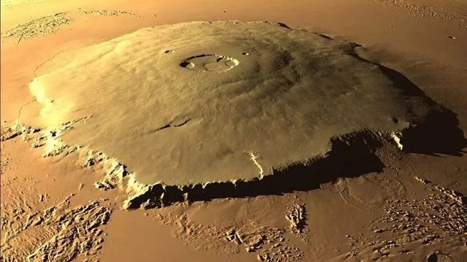 El Monte Olimpo es 100 veces más grande en volúmen que el volcán más grande de la Tierra.